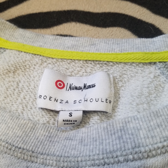 Abstract Graphic Sweater - Picture 6 of 7